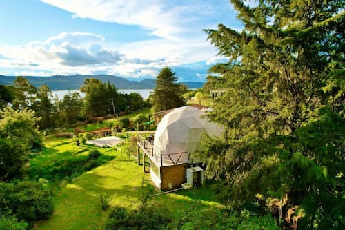 kingdome glamping guatavita
